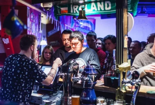 ирландский паб harat`s pub фото 1 - ruclubs.ru